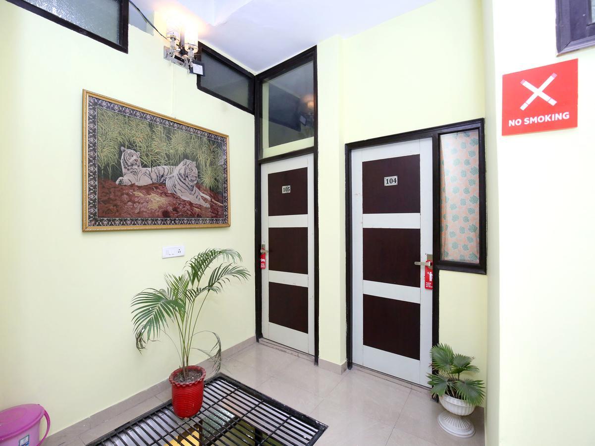Oyo12038阿里斯安酒店 Chandīgarh 外观 照片