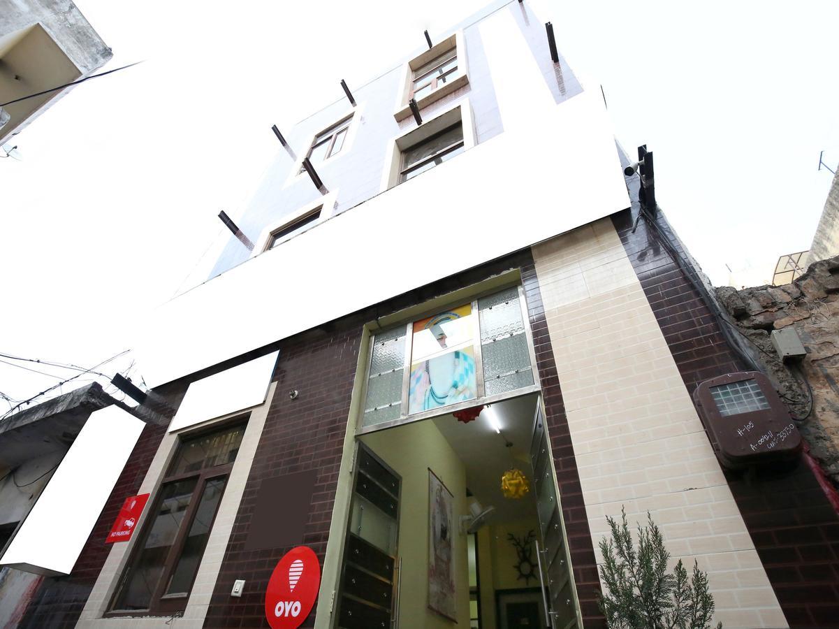 Oyo12038阿里斯安酒店 Chandīgarh 外观 照片